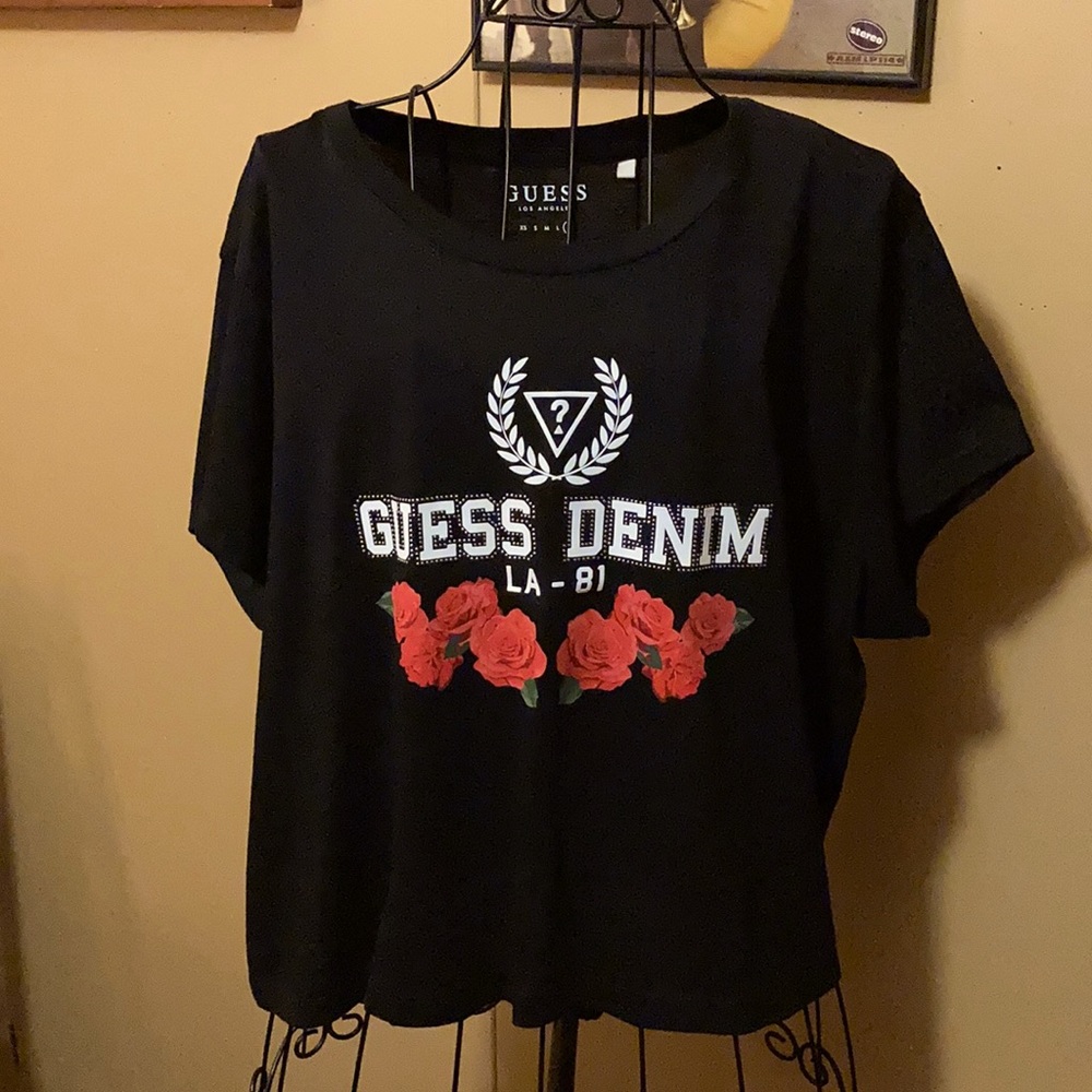 Guess cropped shirt